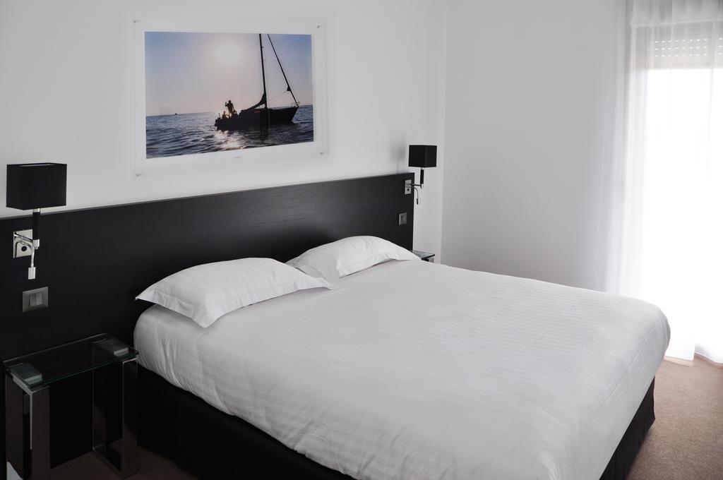 Golden Tulip Pornic Suites- Appart Hotel Kültér fotó
