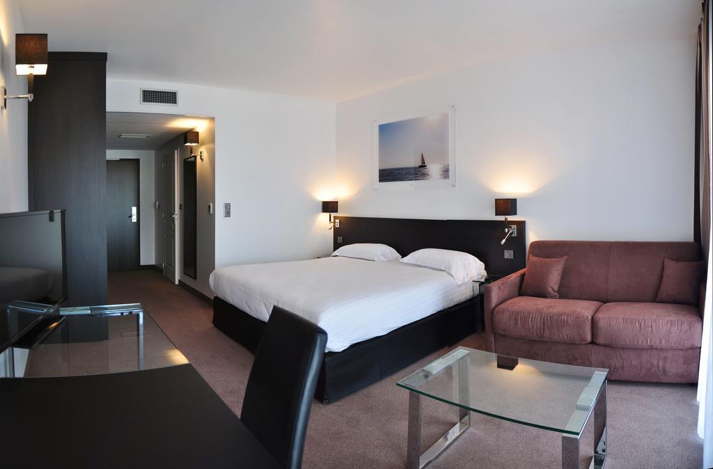 Golden Tulip Pornic Suites- Appart Hotel Kültér fotó