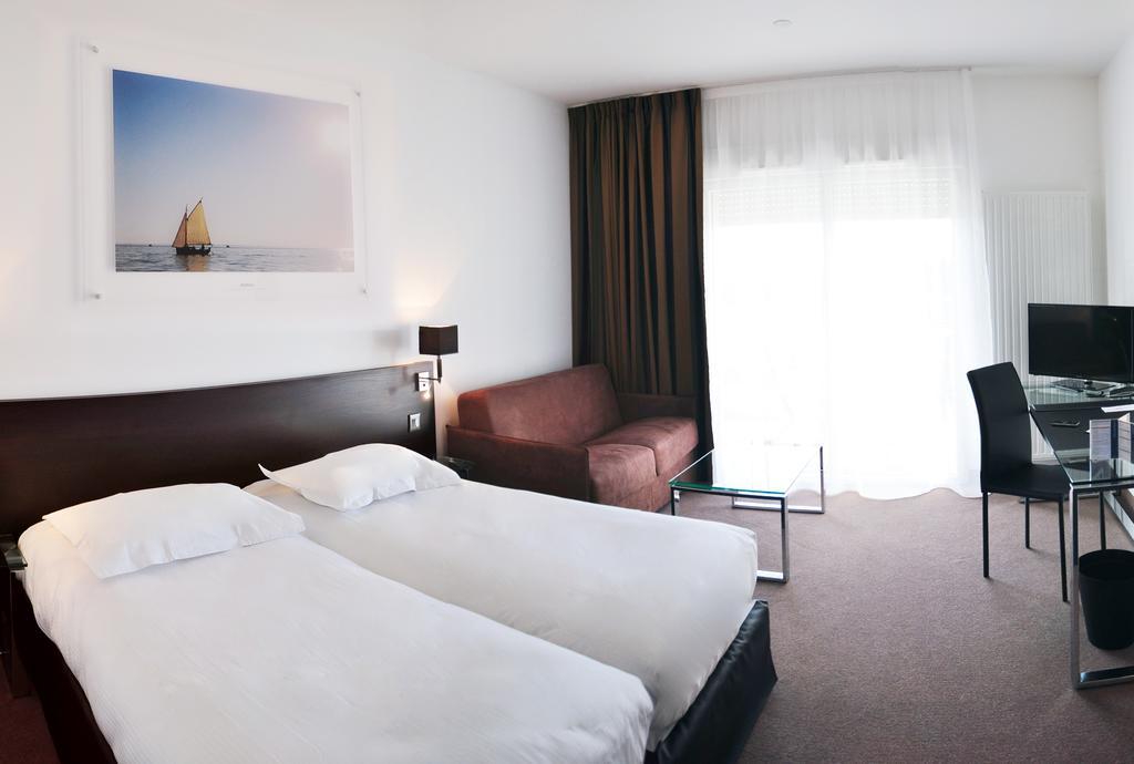 Golden Tulip Pornic Suites- Appart Hotel Kültér fotó