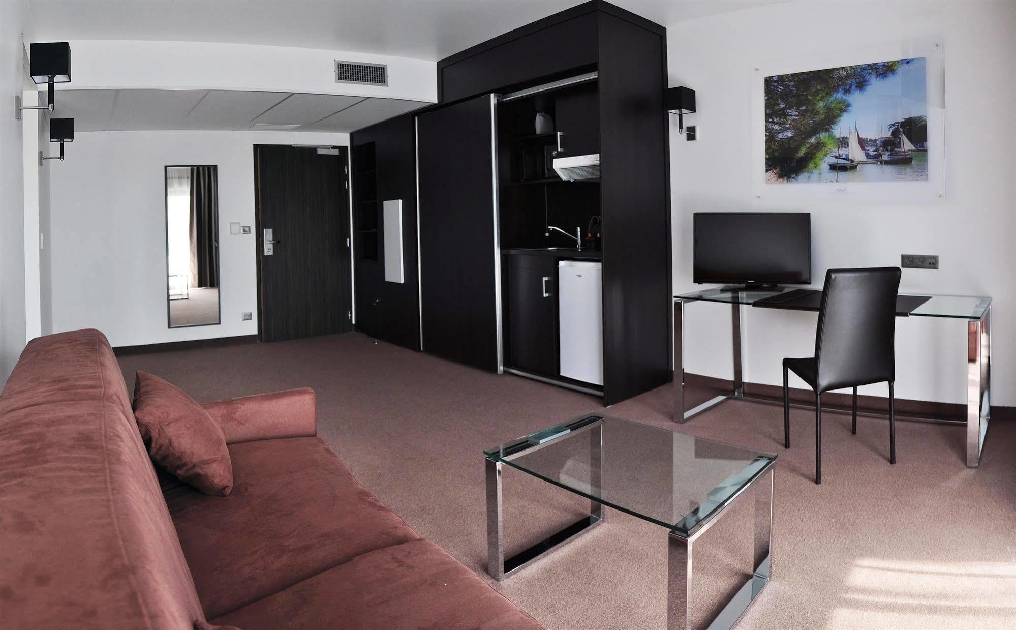 Golden Tulip Pornic Suites- Appart Hotel Kültér fotó