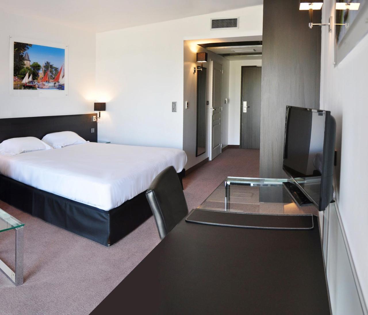 Golden Tulip Pornic Suites- Appart Hotel Kültér fotó