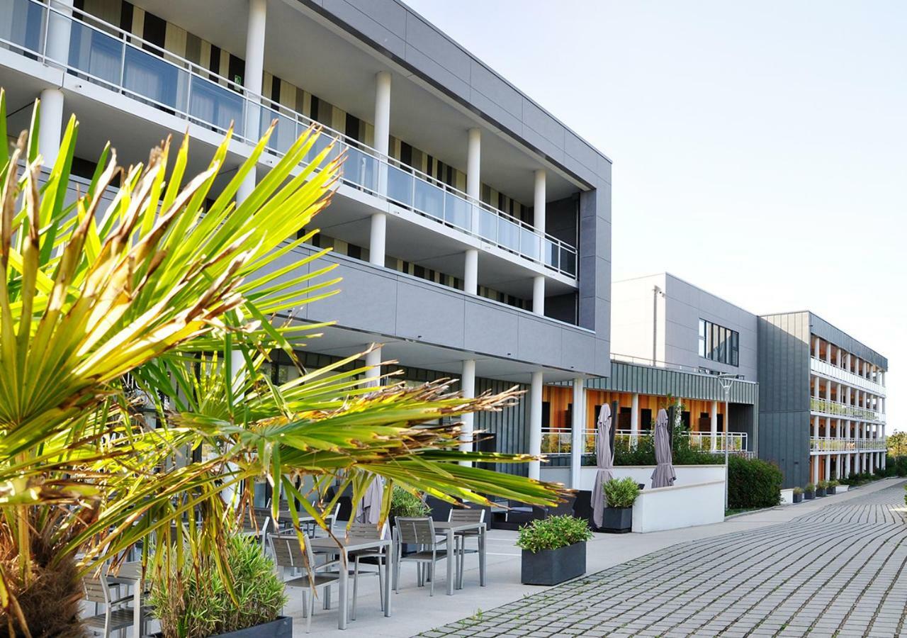 Golden Tulip Pornic Suites- Appart Hotel Kültér fotó